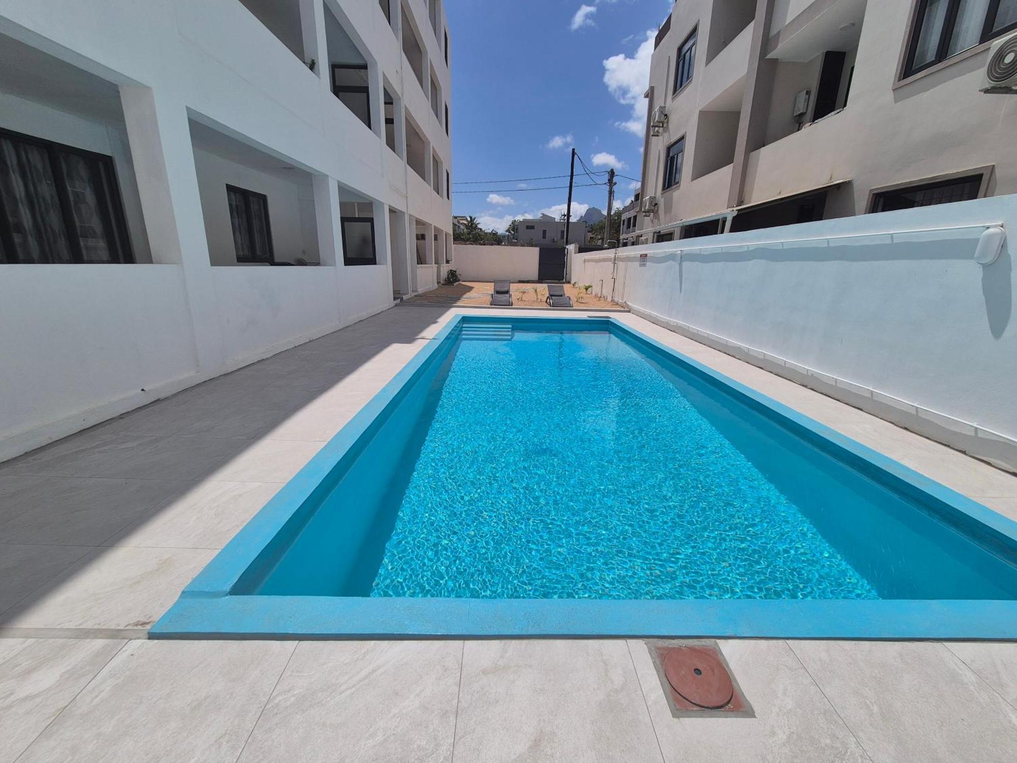 Skyview Apartment- Rooftop Penthouse With Sunset & Sea Views Flic-en-Flacq Dış mekan fotoğraf